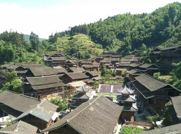 【文苑集萃】家乡苗寨风情2.jpg