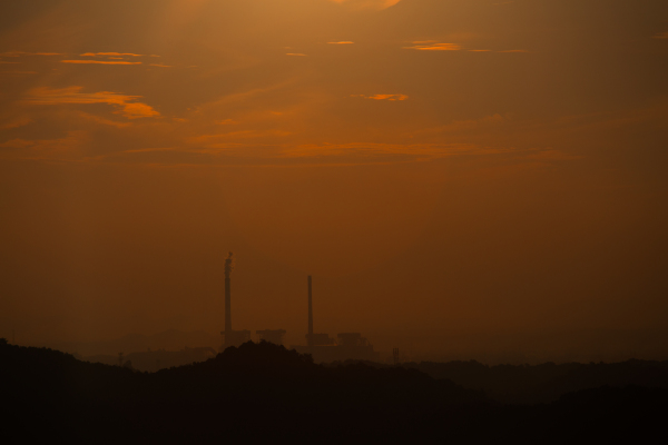夕阳下（诸力鹏）.jpg
