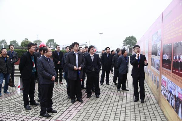 现场观摩.JPG