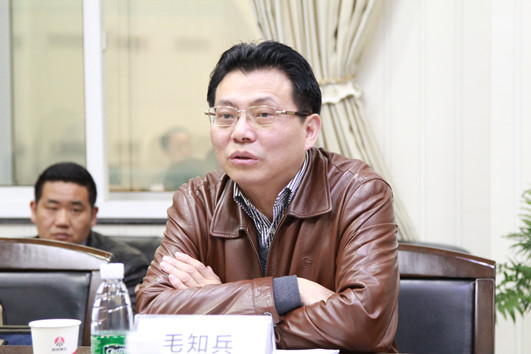 益阳市市委常委、副市长毛知兵总结讲话.jpg
