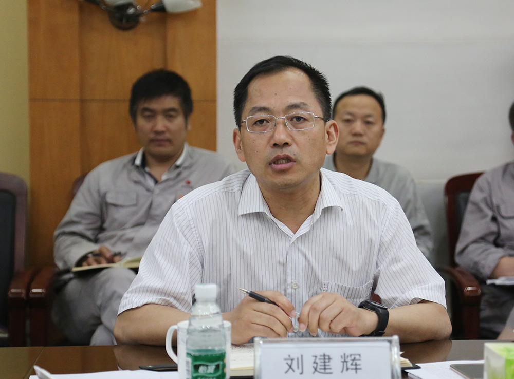 刘建辉.jpg