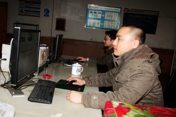 向进.jpg