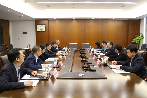 湖南湘投能源投资有限公司董事长一行到公司座谈_副本.jpg